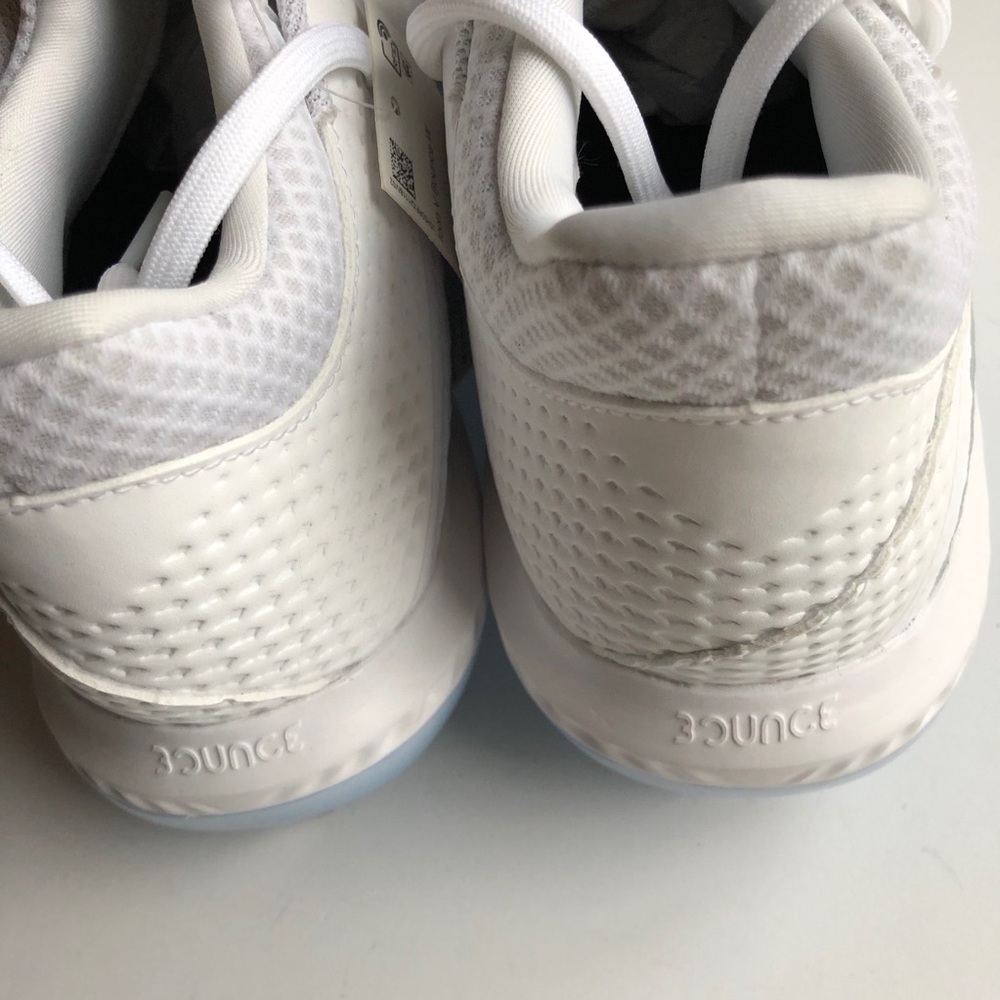 Adidas - Picture 9 of 12